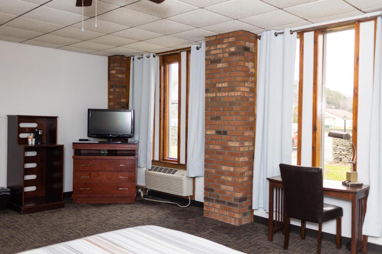 Mountain View Lodge Clifford Экстерьер фото